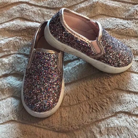 Cute sparkly shoes - Picture 2 of 7